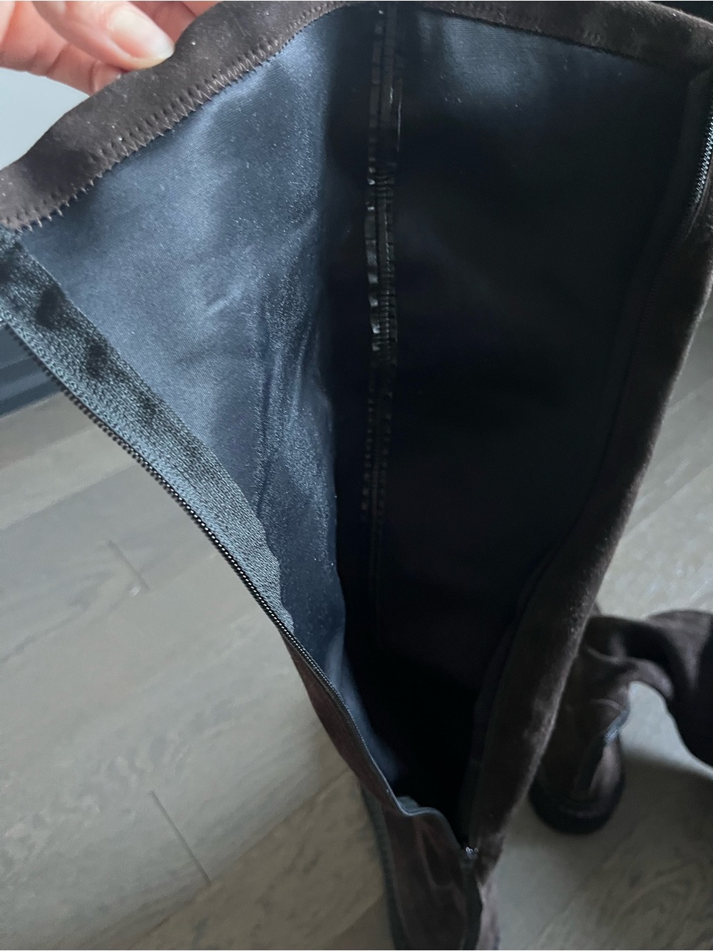 La CANADIENNE Over-the-Knee Suede Boots in Dark Brown - Picture 2 of 3